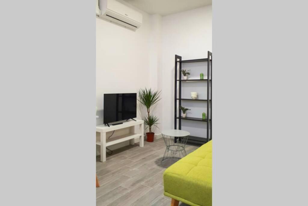 Апартаменты Interior En El Absoluto Centro Ba Альхесирас